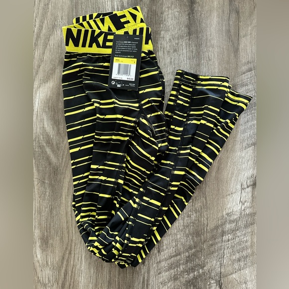 Men’s Nike compression pants - NWT - Picture 2 of 4